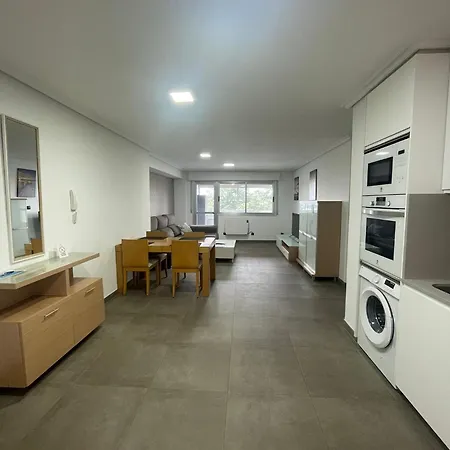 Aparthotel Cies Homes Garcia Barbon 108 - Your Vigo