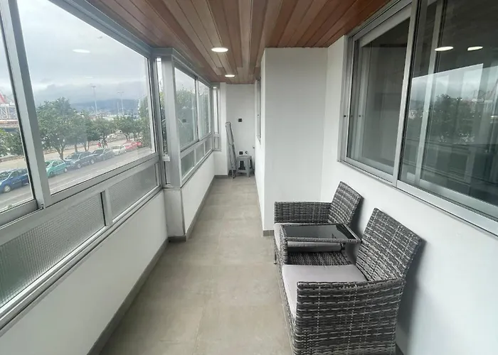 Apartahotel Cies Homes Garcia Barbon 108 - Your 4*